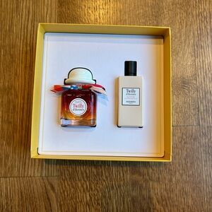 Hermes Twilly d'Hermès Perfume Set - Red and Cream